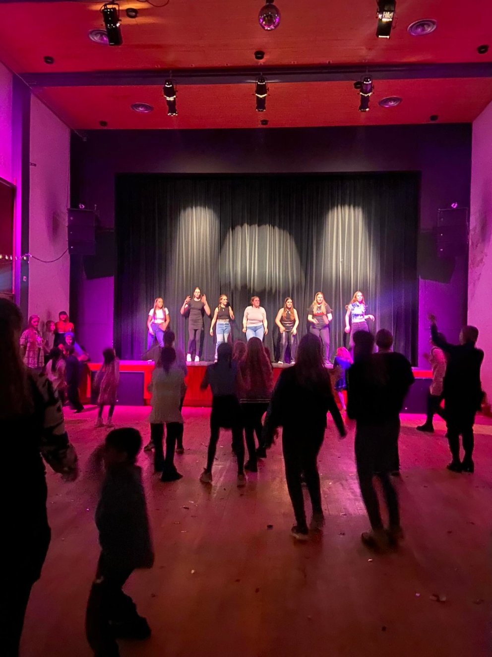 Árshátíð Grunnskóla Húnaþings vestra