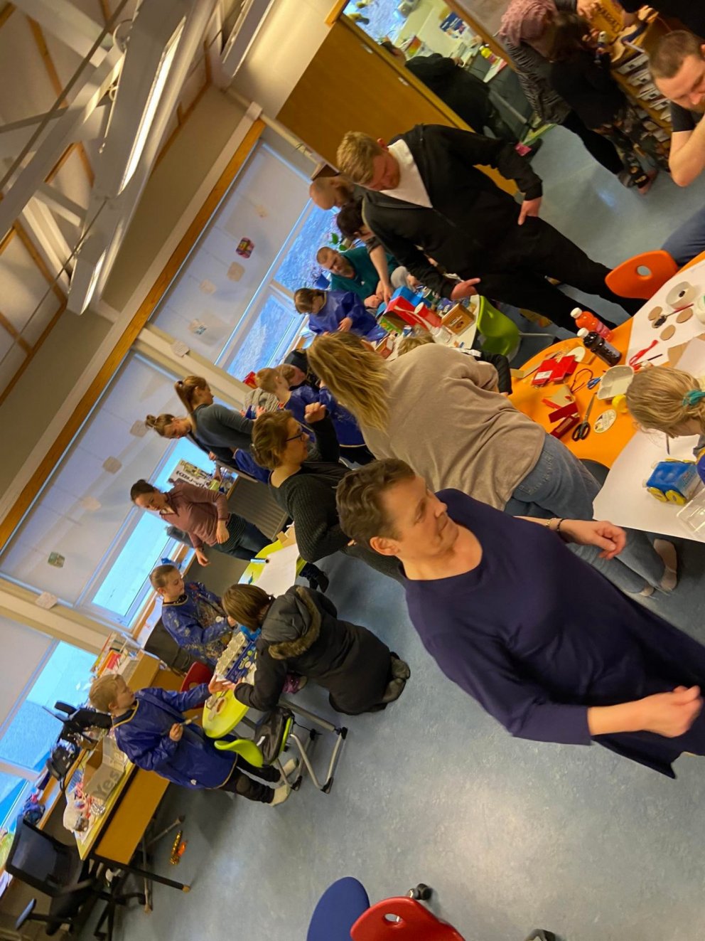 Bílaverkefni hjá 2. bekk