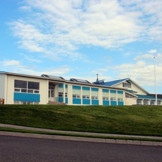 Skólaslit og val í maí