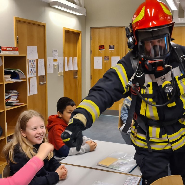 Heimsókn frá slökkviliði