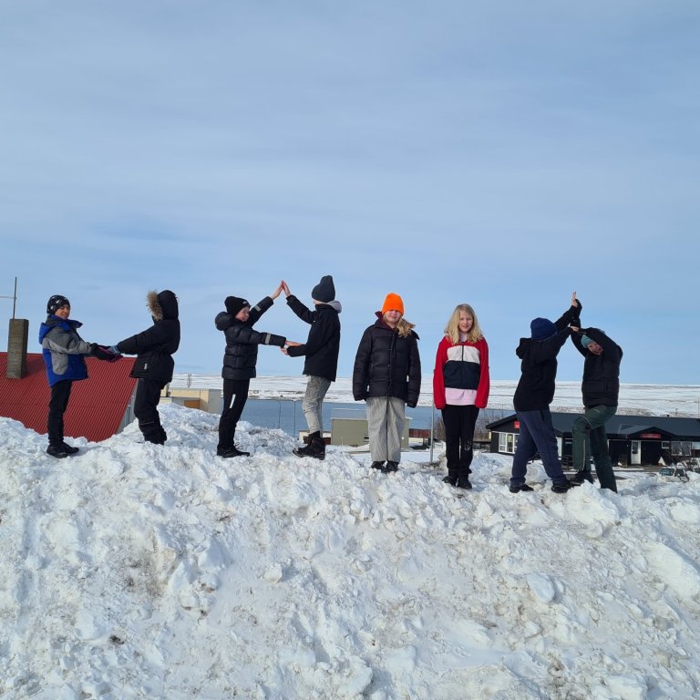 Afleysingar stuðningsfulltrúa í maí