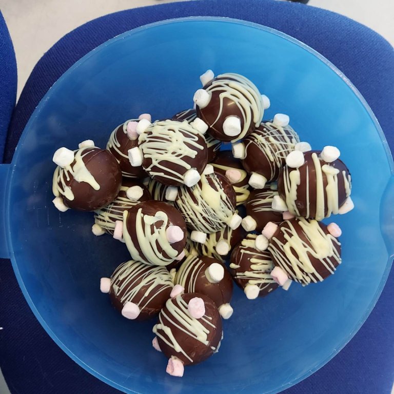 Charlie and the chocolate factory - Myndir