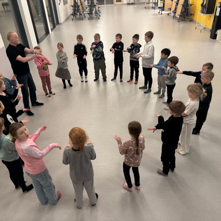 Spennandi danssýning framundan