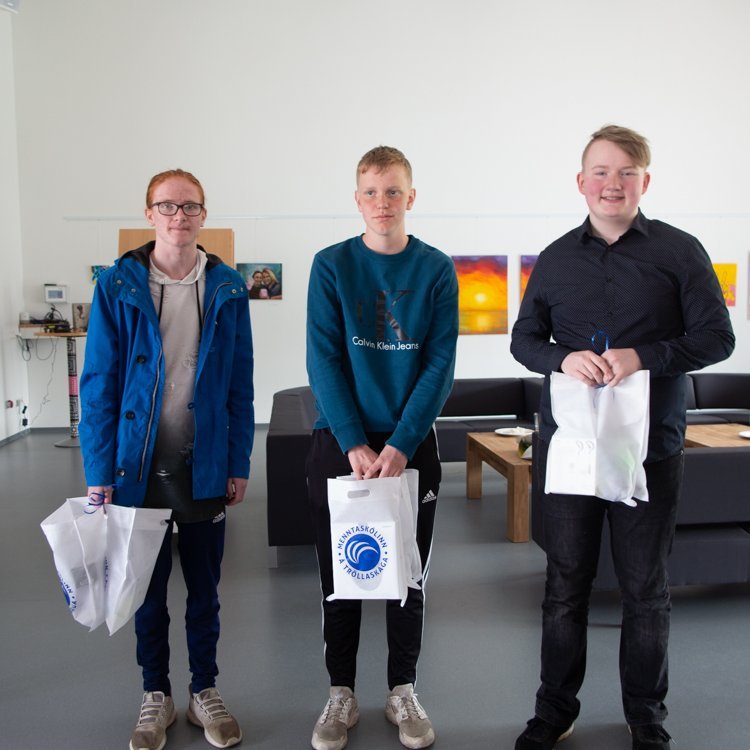 Hjalti Freyr sigraði stærðfræðikeppni 9. bekkinga á Norðurlandi vestra