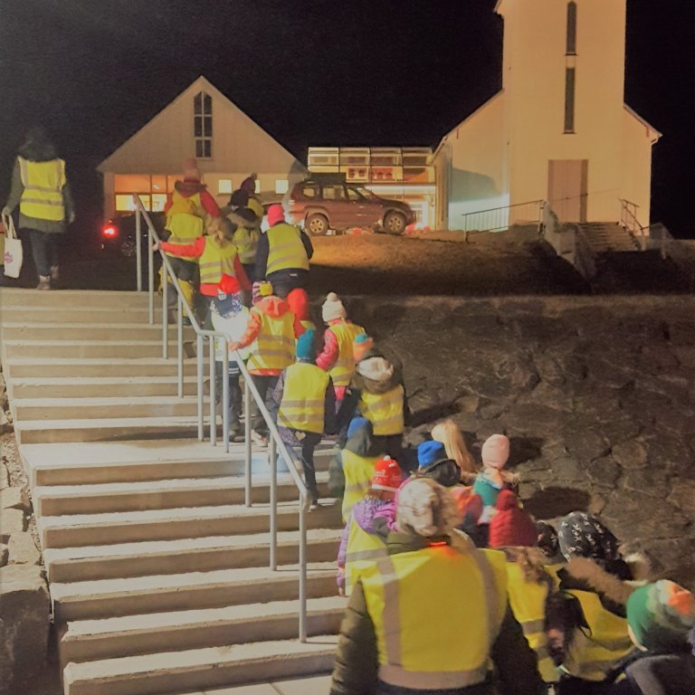 Kirkjuferð 1. - 4. bekkjar